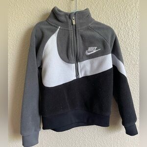 Nike Pullover 2T